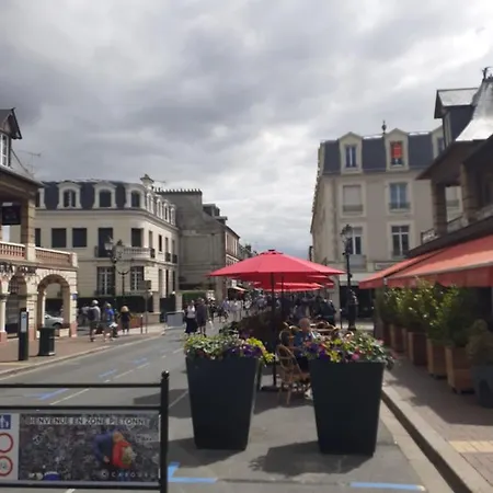 L'annexe 卡布尔